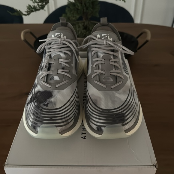 APL
Streamline Lightweight Cushioned Running Sneakers - Picture 7 of 7